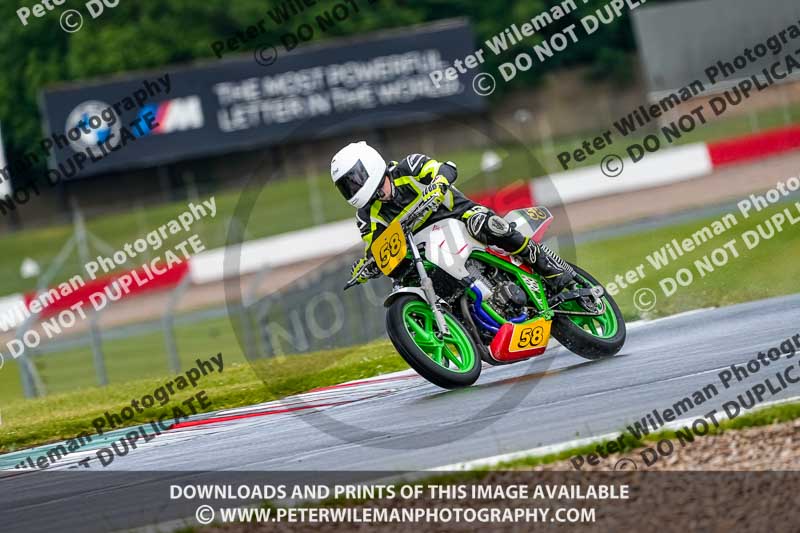 donington no limits trackday;donington park photographs;donington trackday photographs;no limits trackdays;peter wileman photography;trackday digital images;trackday photos